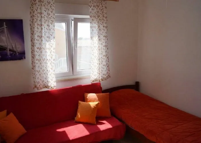 Appartement Erzen 140