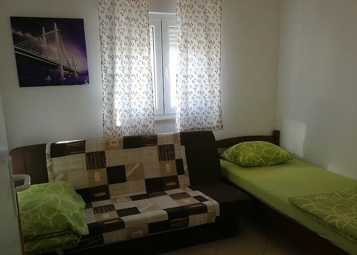 Appartement Erzen 140