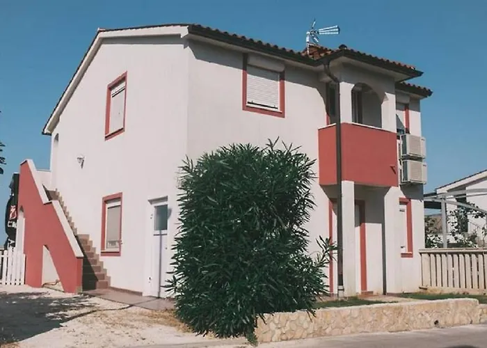 Appartement Erzen 140