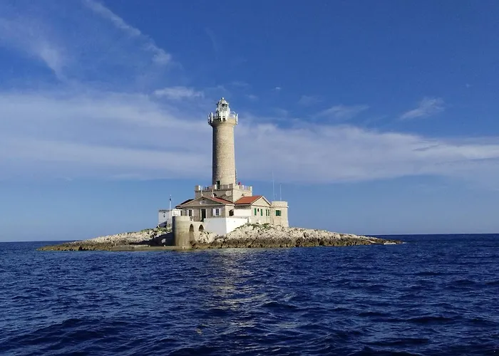 Apartament Erzen 140 *